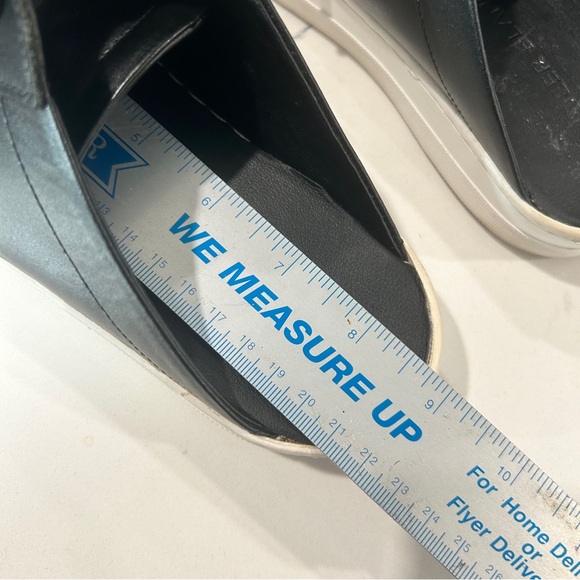 Black Leather Gold Toe Mules Sz 5.5 - Picture 10 of 10